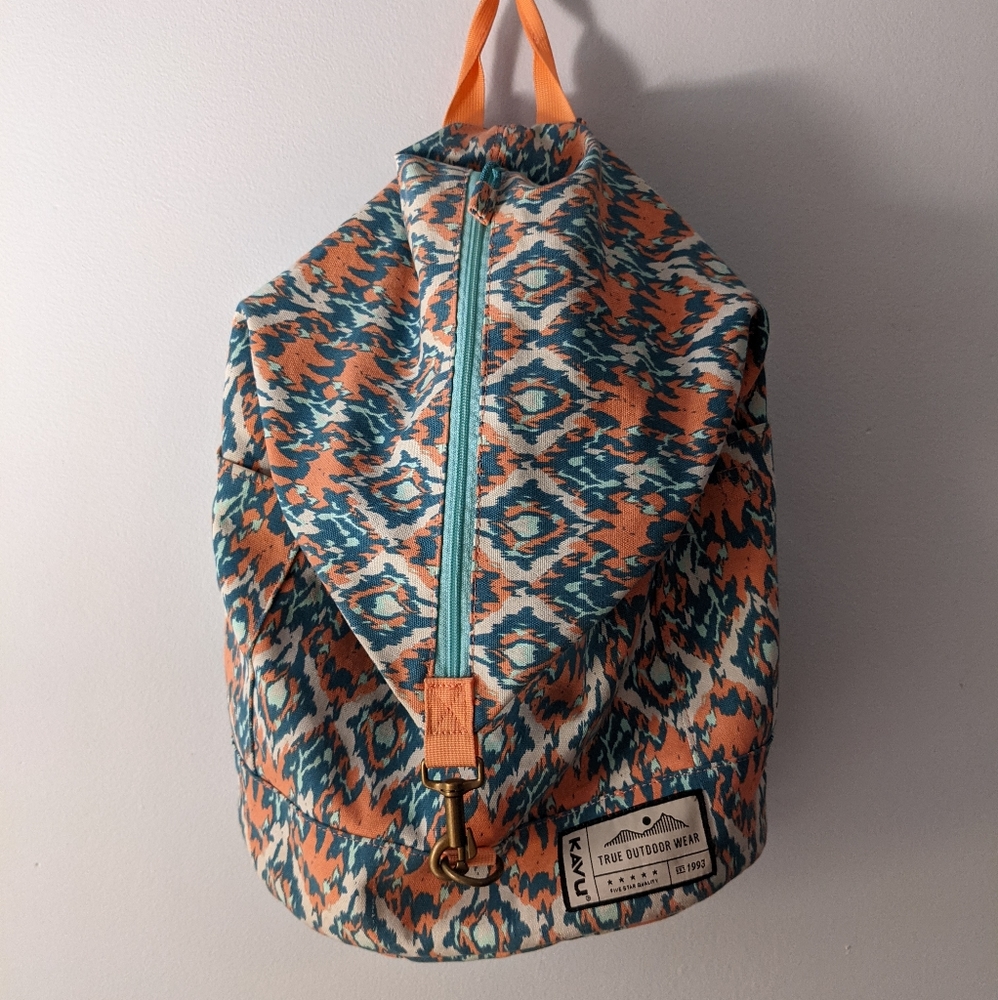Kavu Free Range Backpack Bucket Style Bag